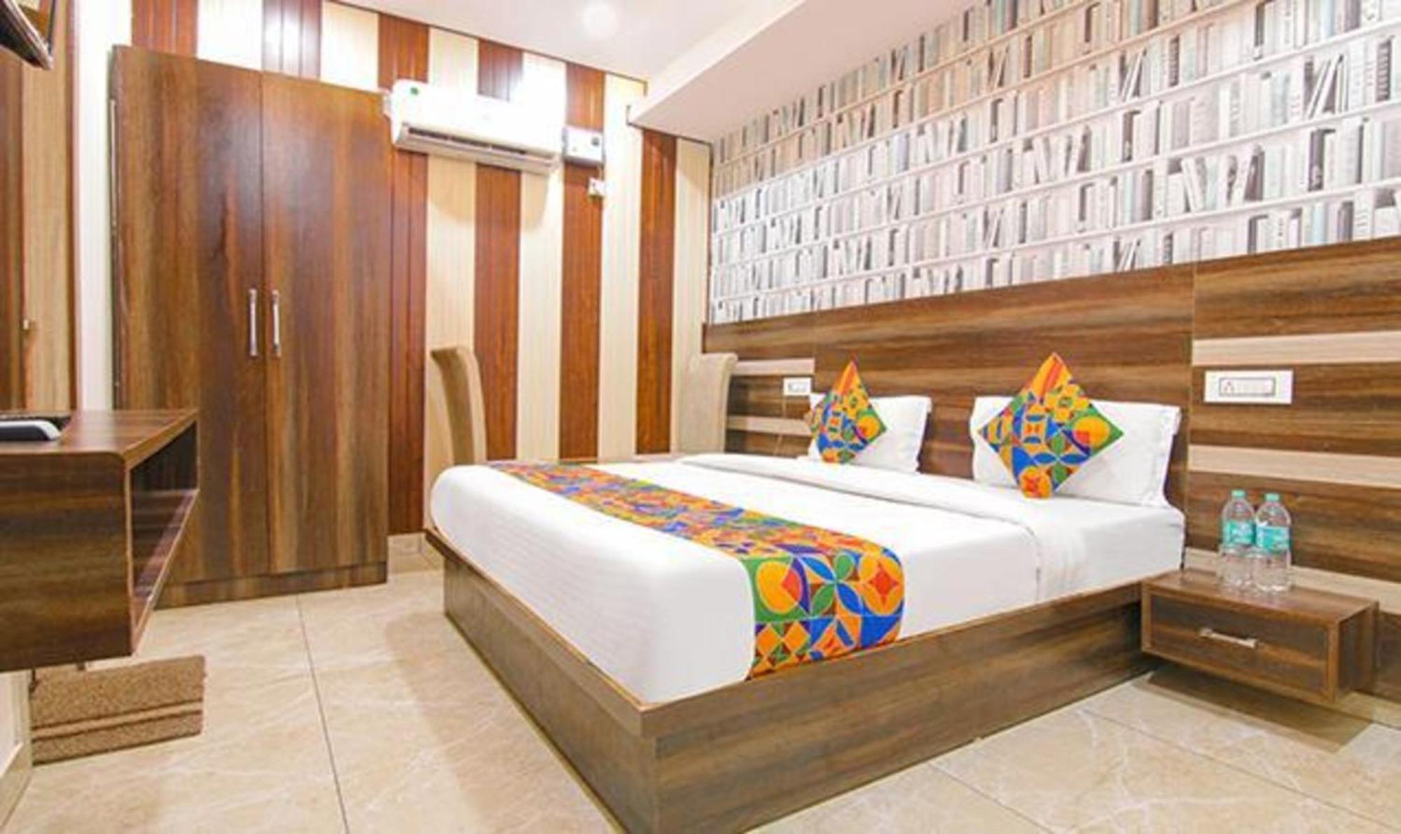 Fabhotel Welcome Residency Zirakpur Екстер'єр фото